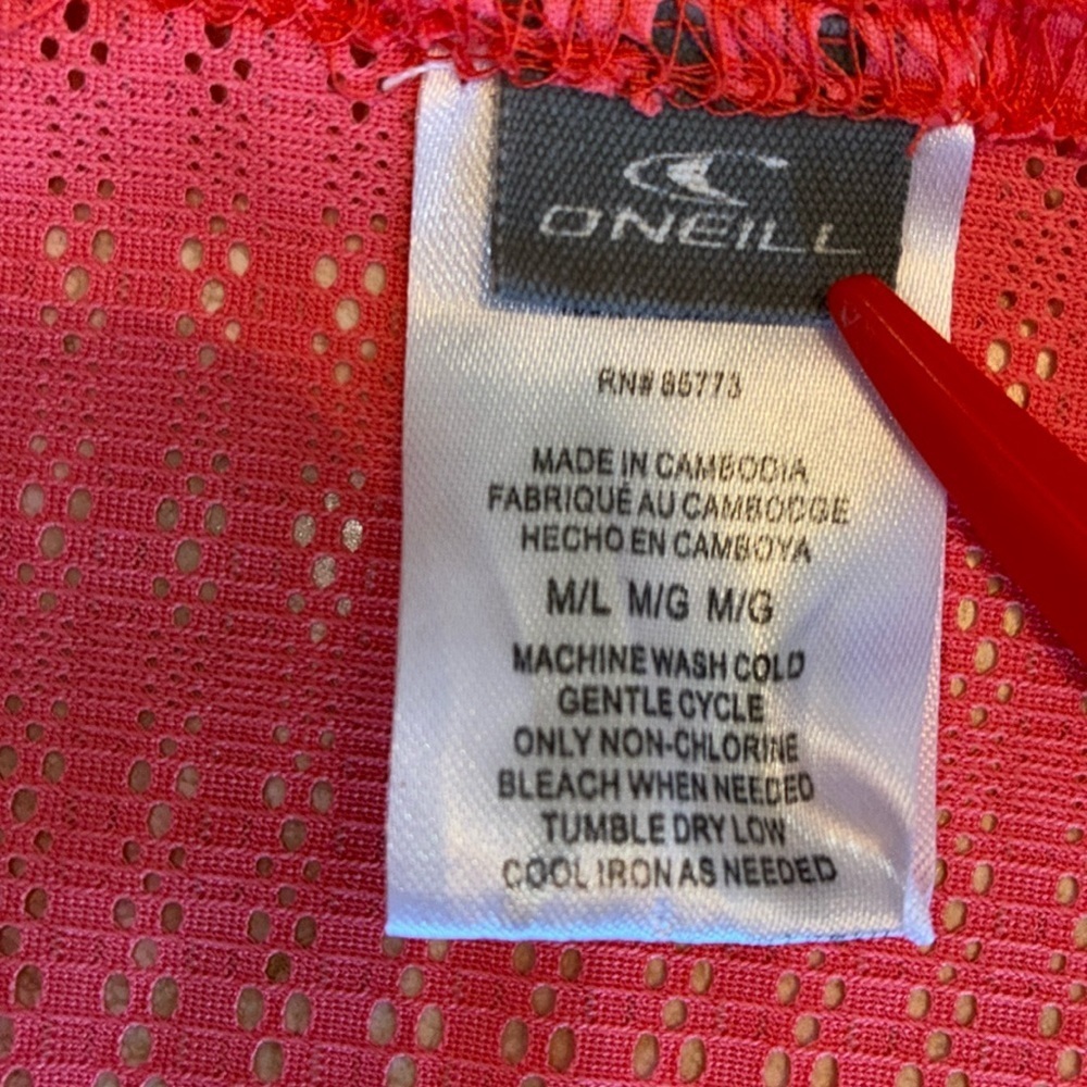 O’neill tee coverup, women's M, loose weave mesh, sheer. EUC - Picture 9 of 13